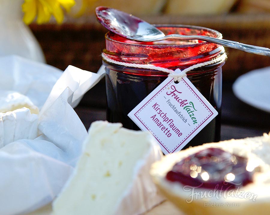 Marmeladenmanufaktur - Kirschpflaume-Amaretto Marmelade mit Alkohol