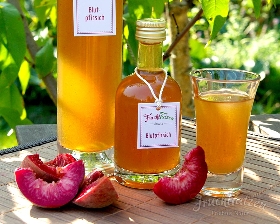 Marmelade und Likör als Geschenk - Ansatz Blutpfirsich